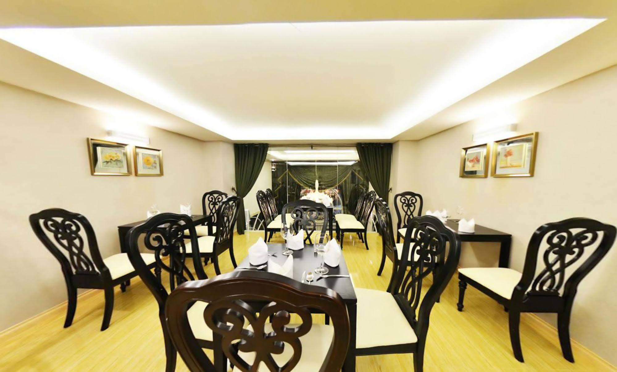 Mayana Hotel Da Nang Buitenkant foto