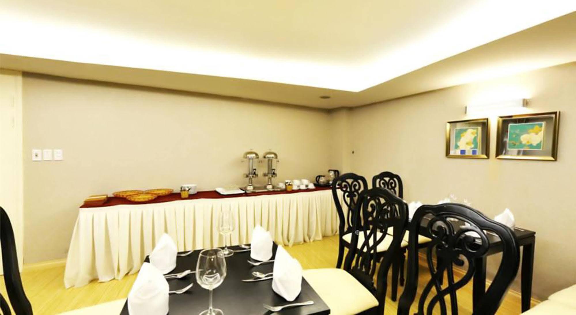 Mayana Hotel Da Nang Buitenkant foto