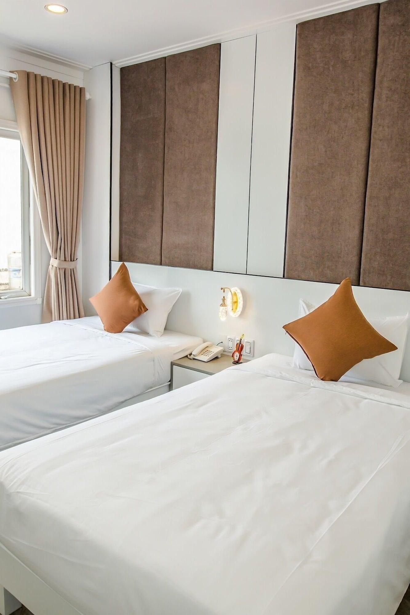 Mayana Hotel Da Nang Buitenkant foto