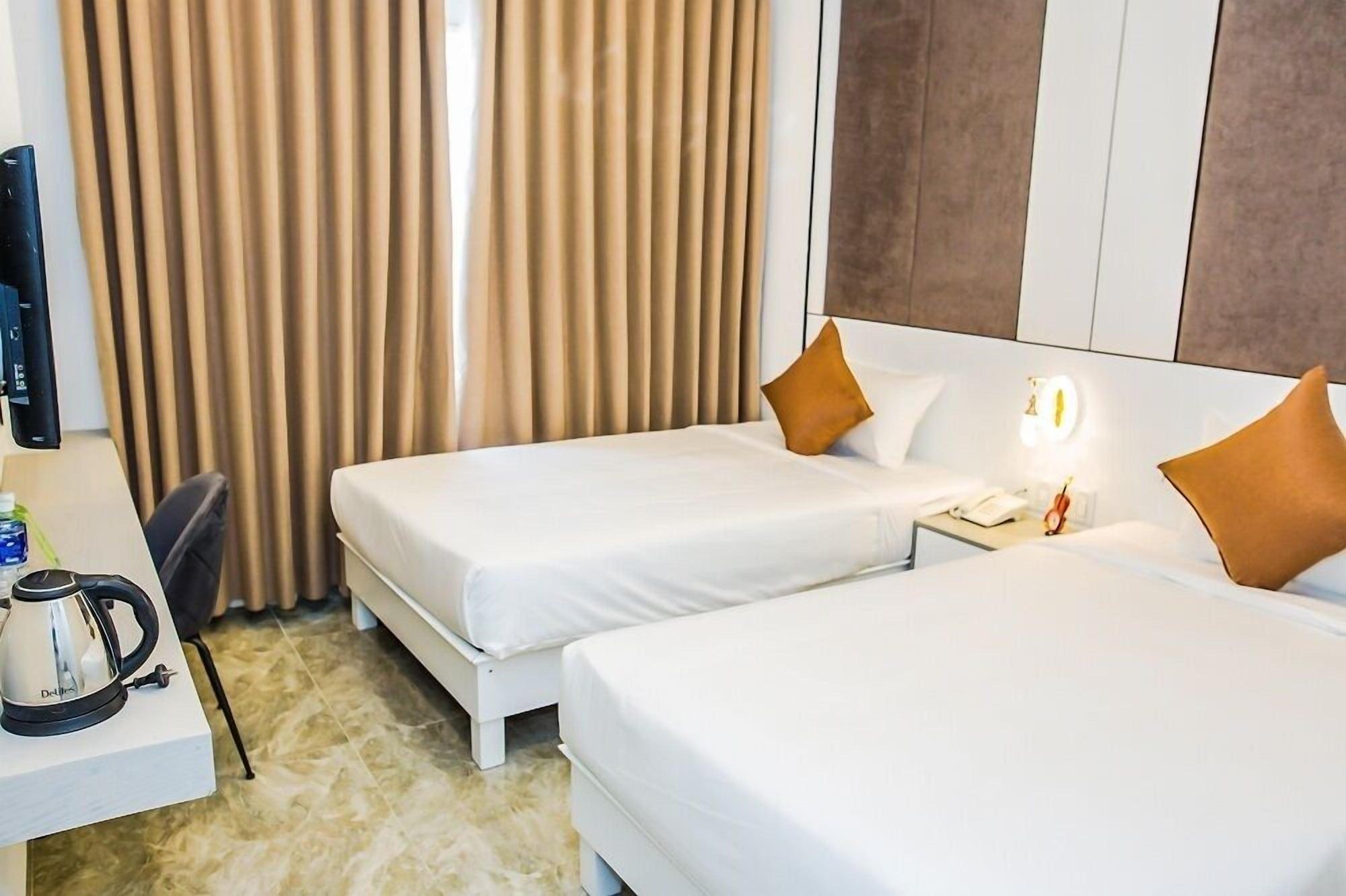 Mayana Hotel Da Nang Buitenkant foto