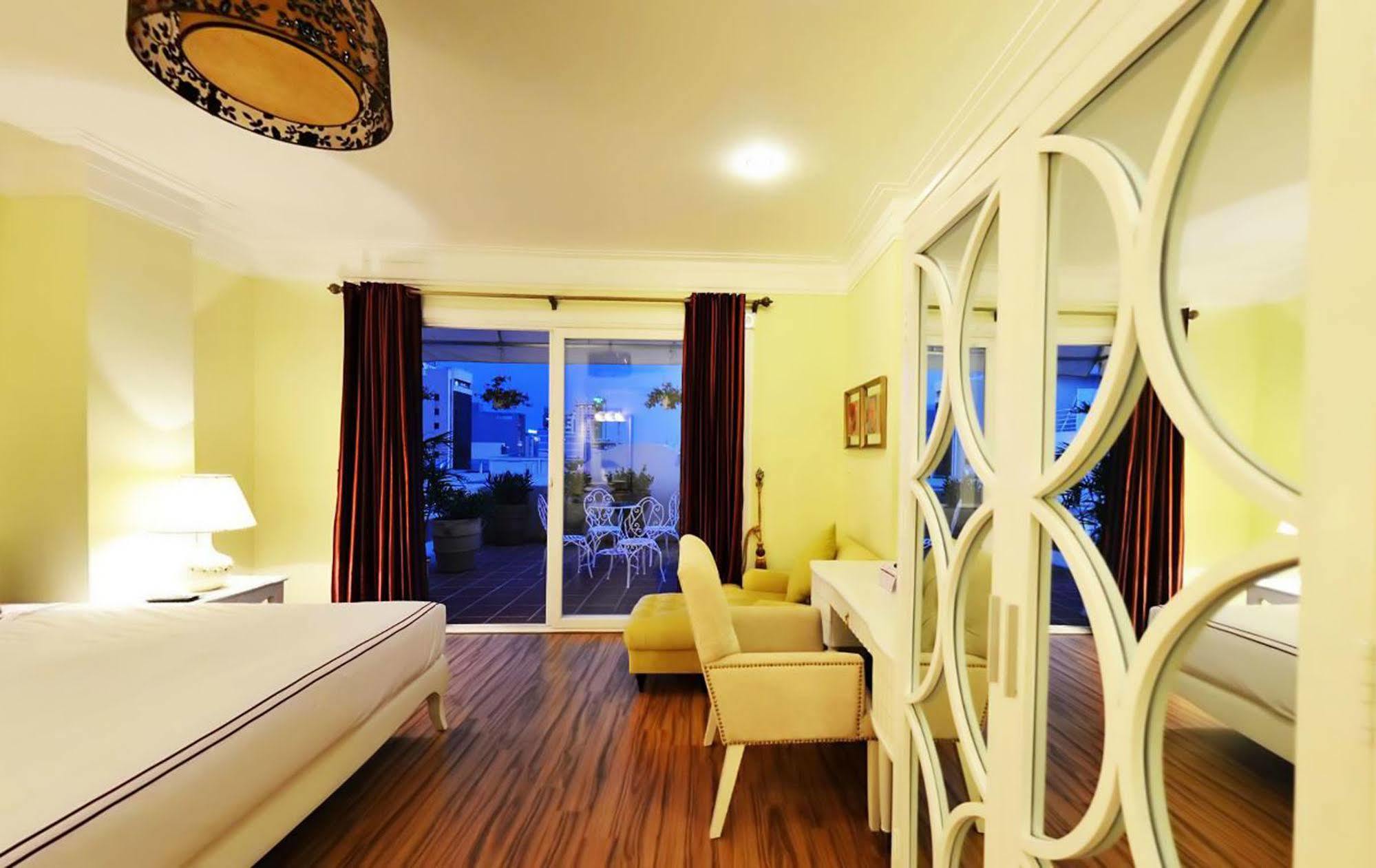 Mayana Hotel Da Nang Buitenkant foto