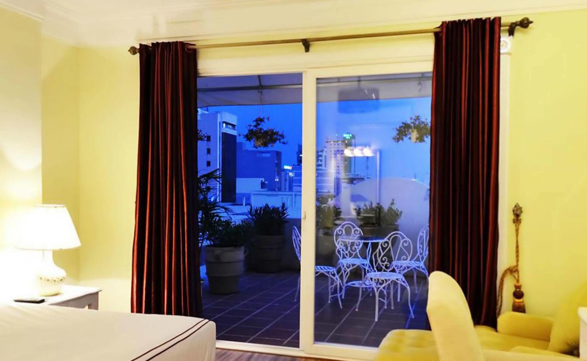 Mayana Hotel Da Nang Buitenkant foto
